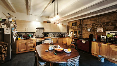 Maison - 223 m² - 7 pièces