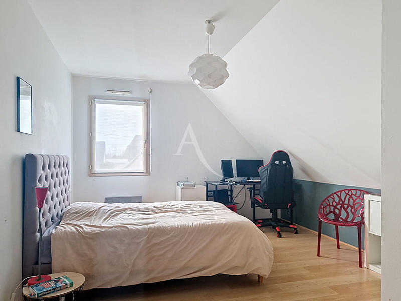 Maison - 167 m² - 6 pièces