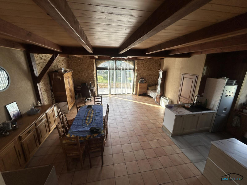 Maison - 140 m² - 5 pièces