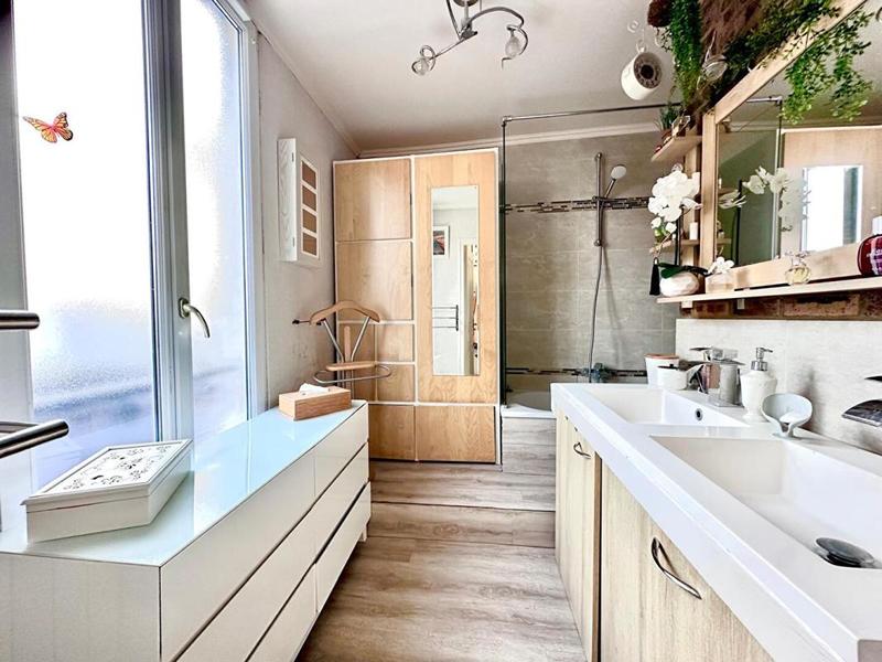 Maison - 122 m² - 6 pièces