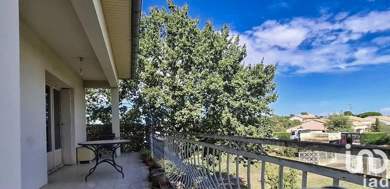 Maison - 270 m² - 10 pièces