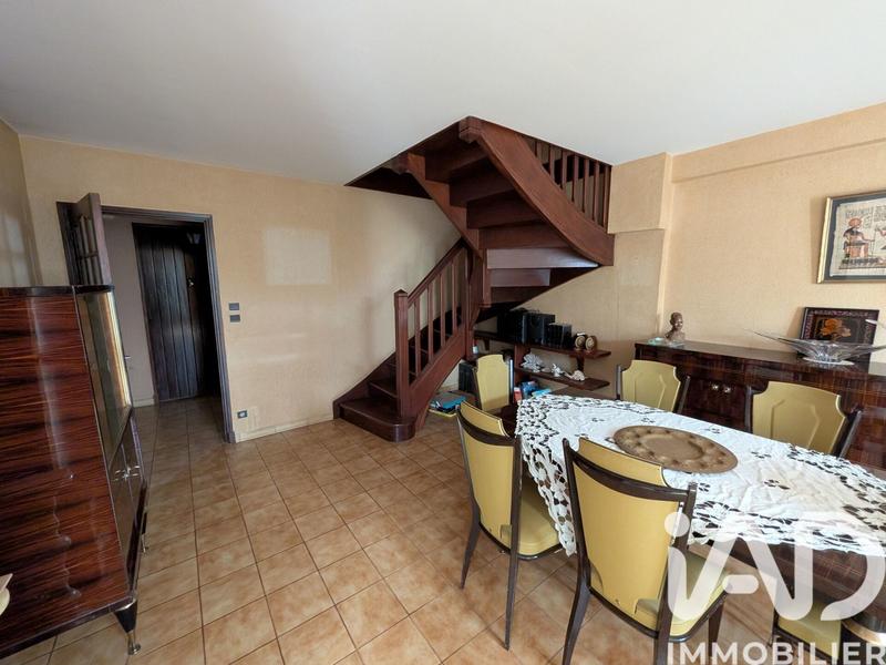Maison - 104 m² - 4 pièces