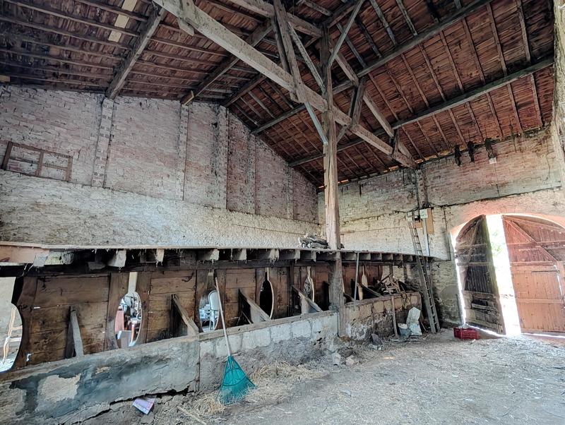 Maison en pierre - 268 m² - 7 pièces