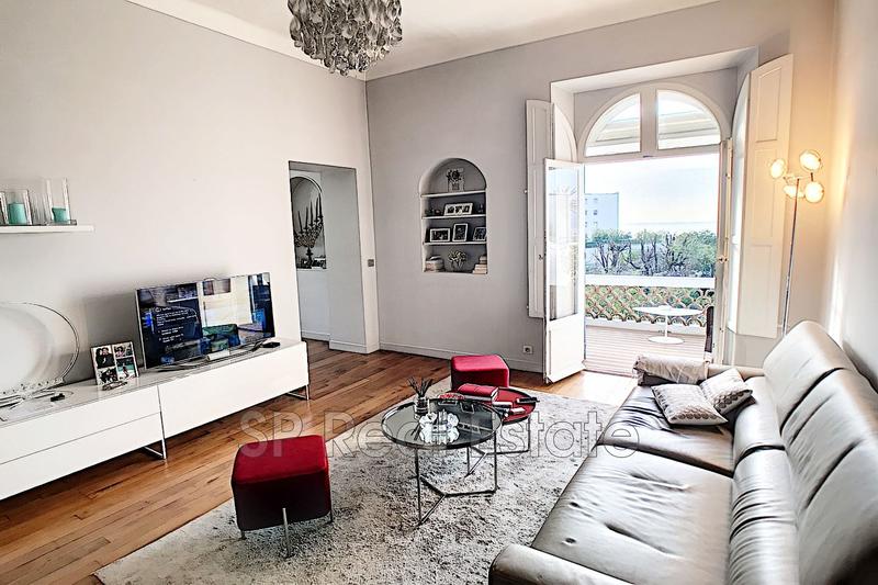 Appartement - 92 m² - 4 pièces