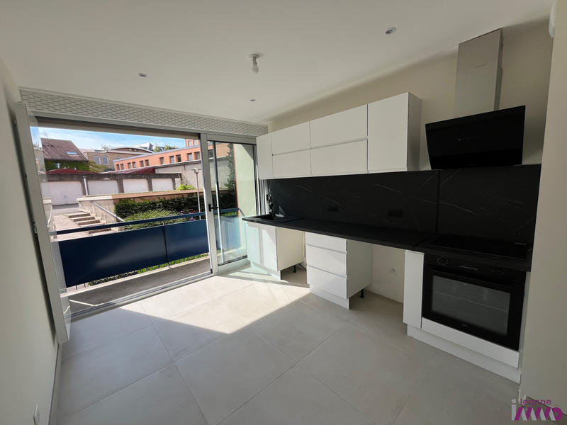 Appartement - 80 m² - 3 pièces