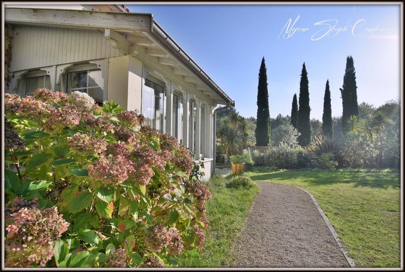 Maison de maîtres - 360 m² - 10 pièces