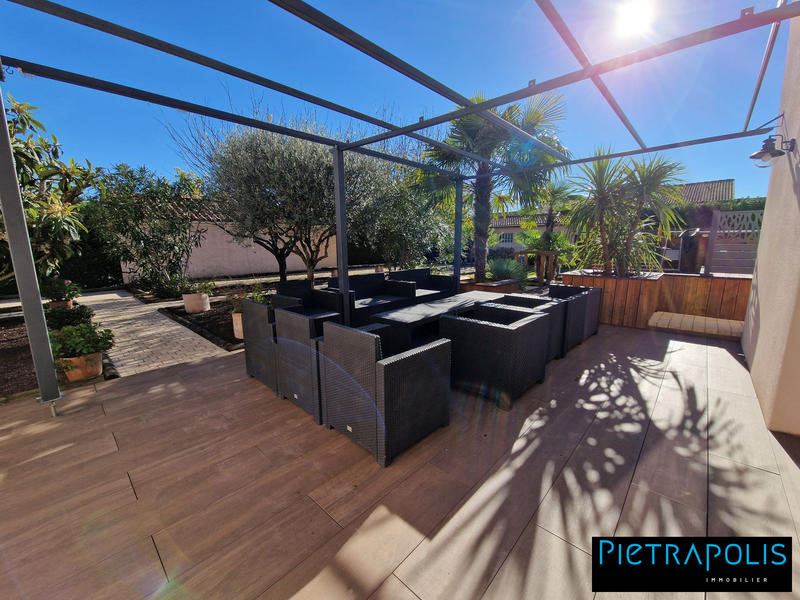 Maison traditionnelle - 171 m² - 5 pièces