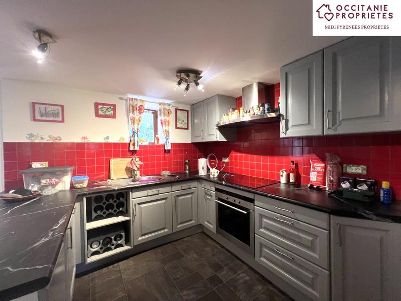 Propriété - 86 m² - 4 pièces