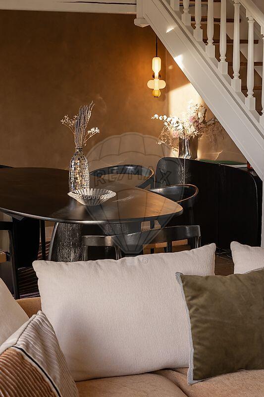 Maison - 203 m² - 6 pièces