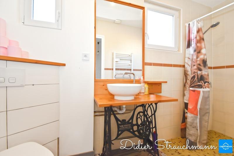 Maison - 93 m² - 5 pièces