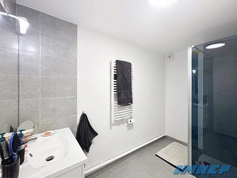 Appartement - 83 m² - 4 pièces