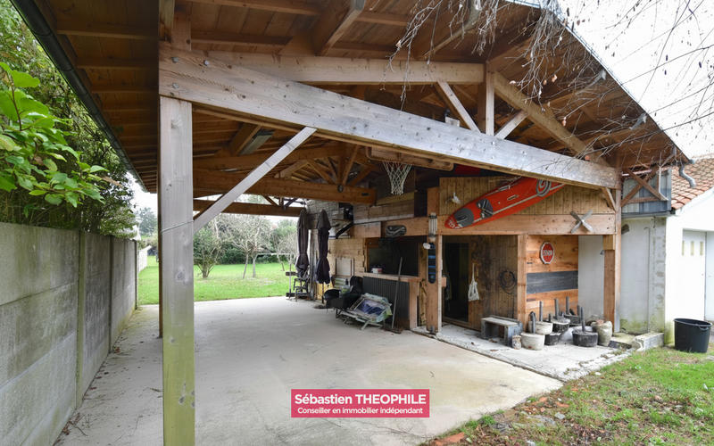 Maison - 140 m² - 5 pièces