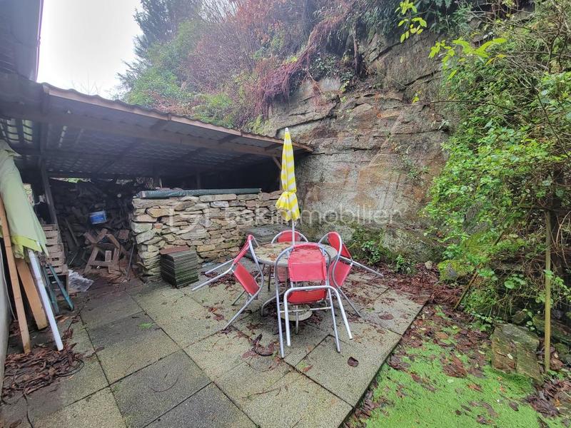 Maison en pierre - 239 m² - 10 pièces