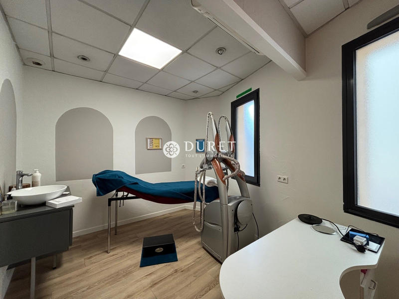 Local commercial - 224 m²