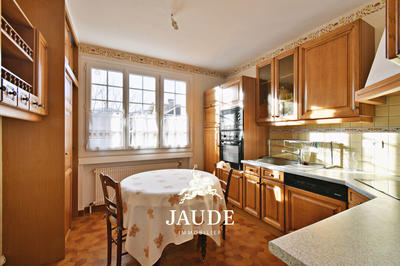 Maison - 136 m² - 5 pièces