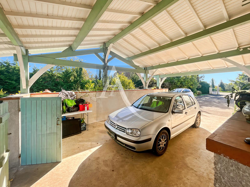 Maison - 180 m² - 7 pièces