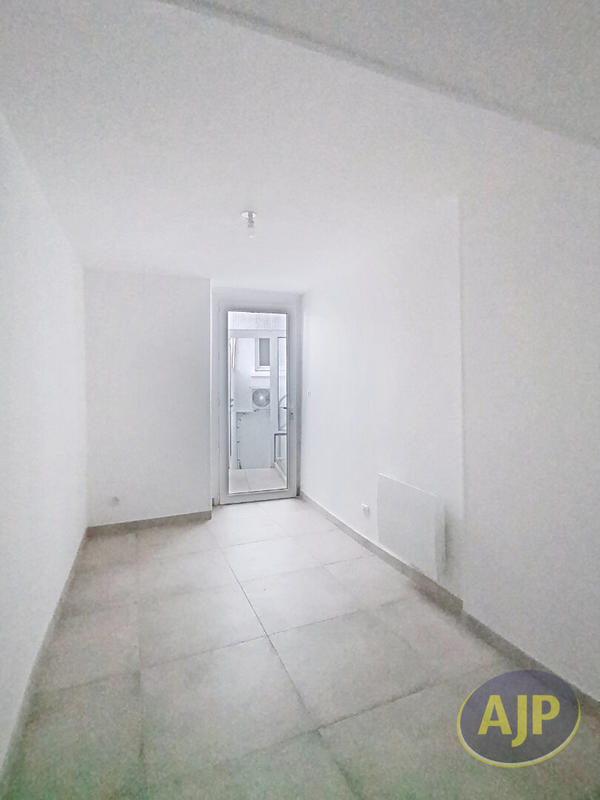 Appartement - 83 m² - 3 pièces