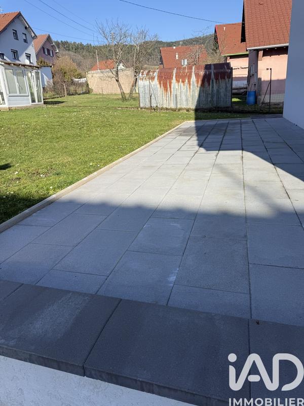 Maison - 96 m² - 5 pièces