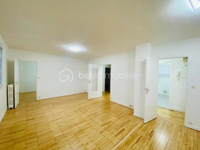 Appartement - 66 m² - 3 pièces