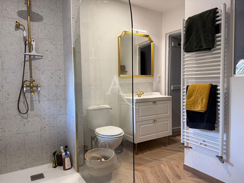 Maison - 105 m² - 4 pièces