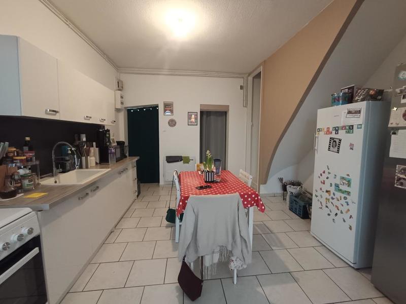 Immeuble - 74 m² - 3 pièces