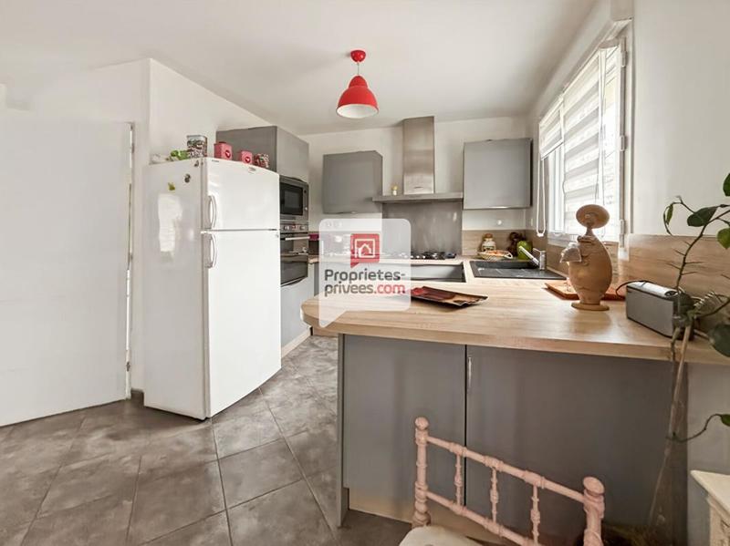 Maison - 90 m² - 5 pièces