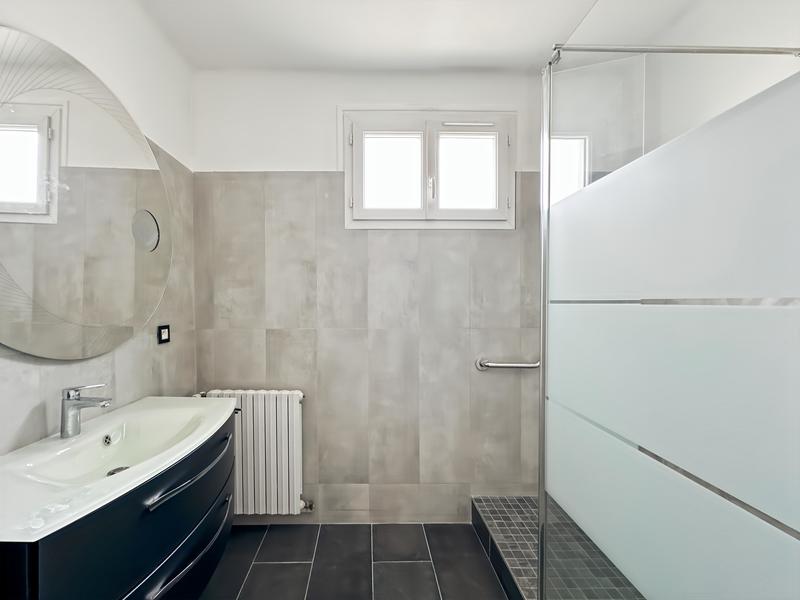 Appartement - 84 m² - 4 pièces