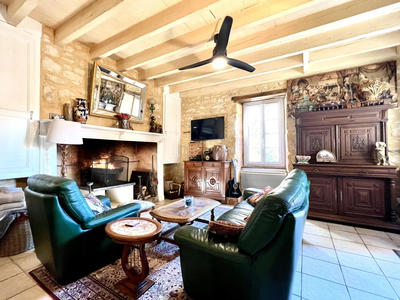 Maison traditionnelle - 81 m² - 6 pièces