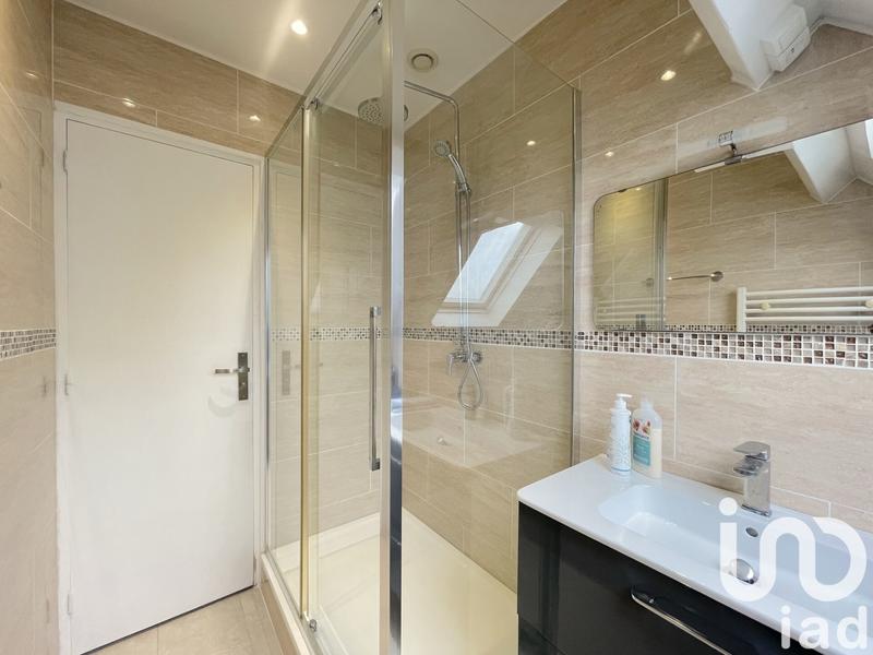 Maison - 187 m² - 7 pièces