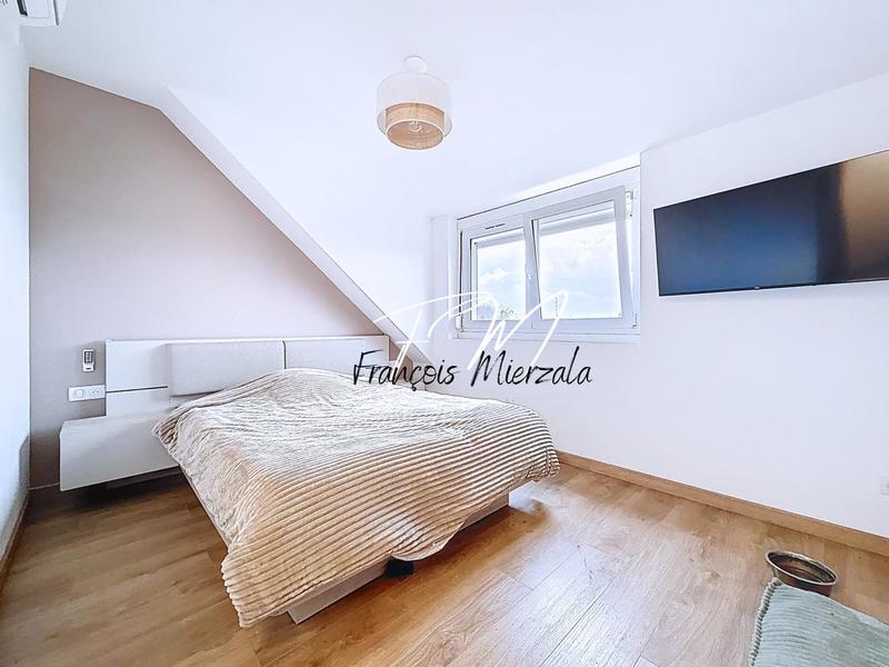 Maison - 81 m² - 5 pièces