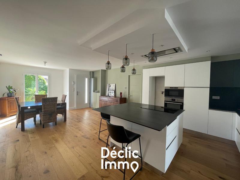 Maison - 114 m² - 5 pièces