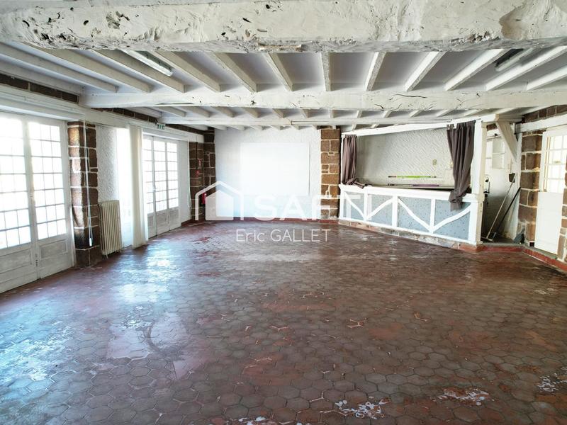 Local commercial - 800 m² - 24 pièces