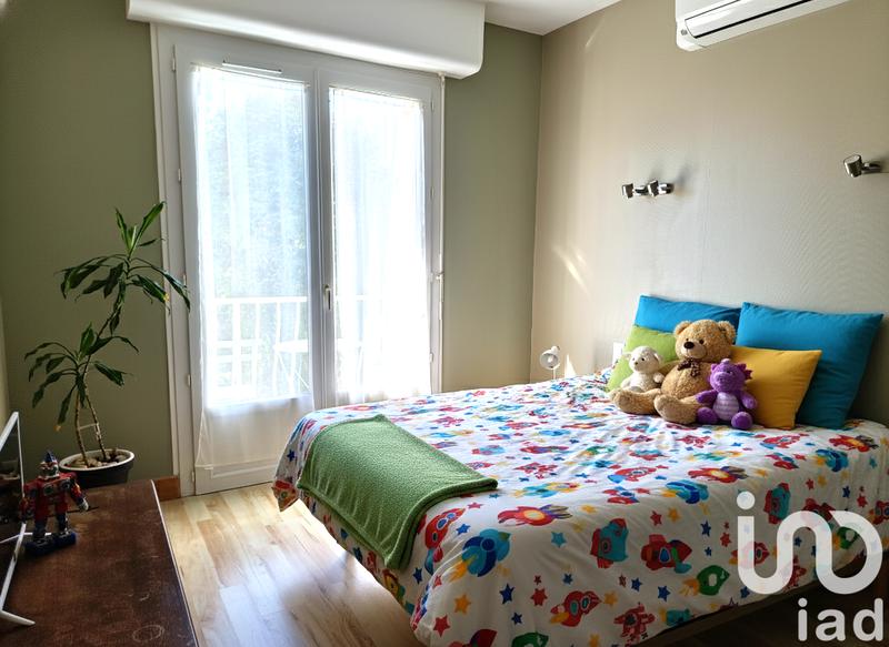 Maison - 200 m² - 8 pièces