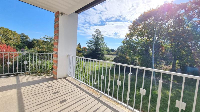 Maison traditionnelle - 225 m² - 6 pièces