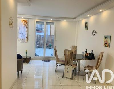 Appartement - 75 m² - 4 pièces