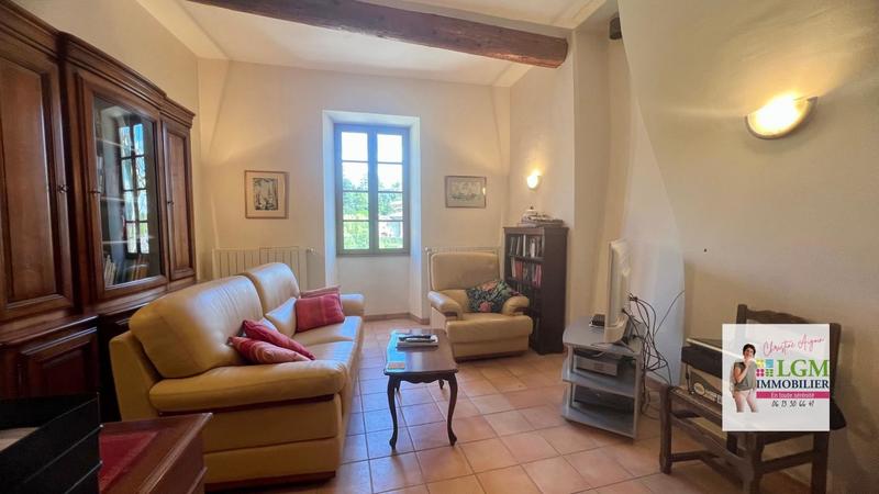 Maison - 457 m² - 13 pièces