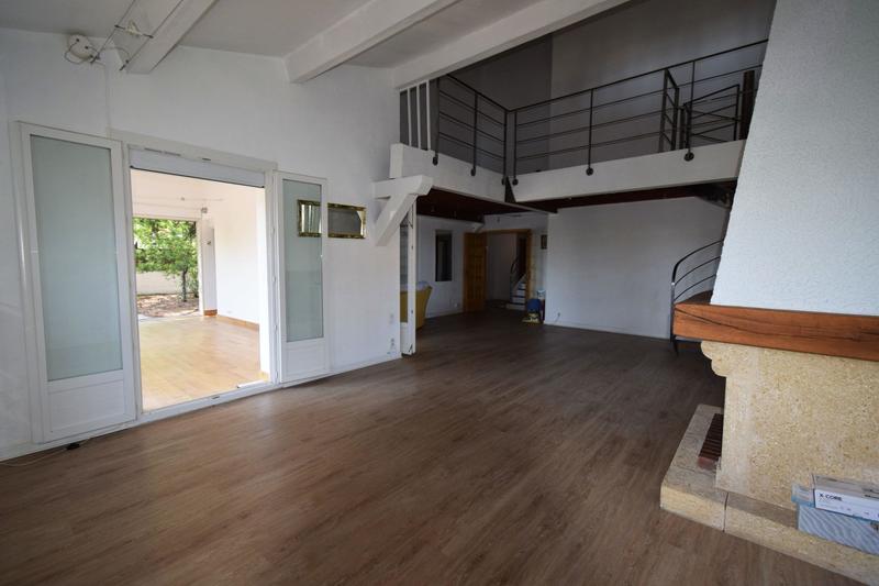 Villa - 195 m² - 6 pièces