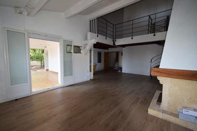 Villa - 195 m² - 6 pièces