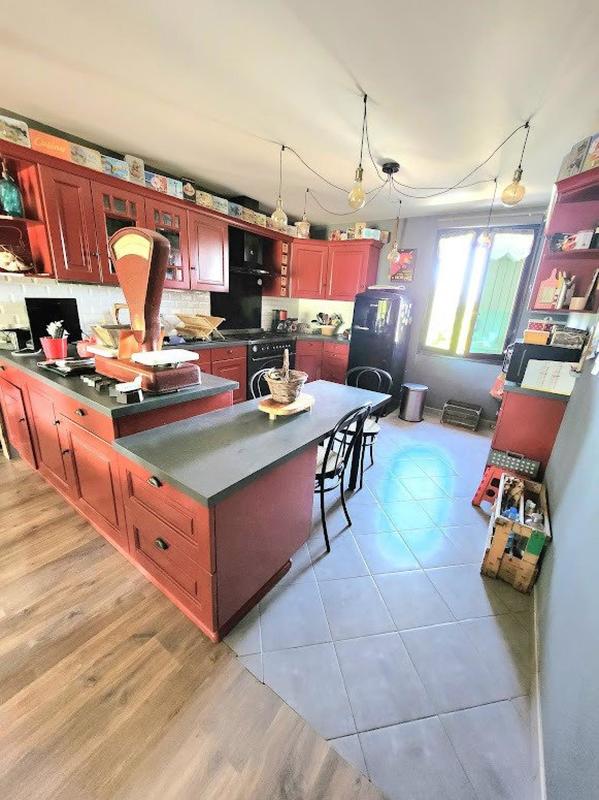 Maison - 158 m² - 6 pièces