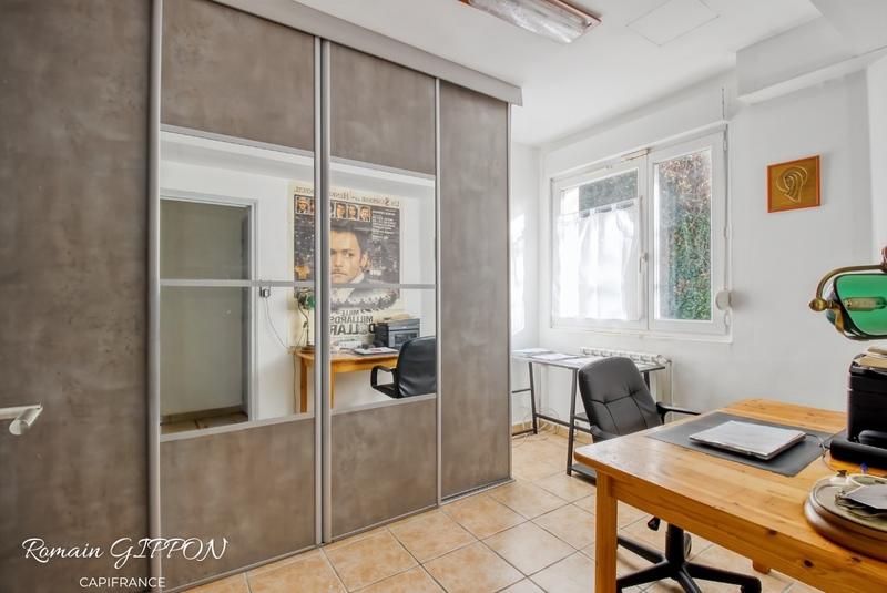 Maison - 286 m² - 11 pièces