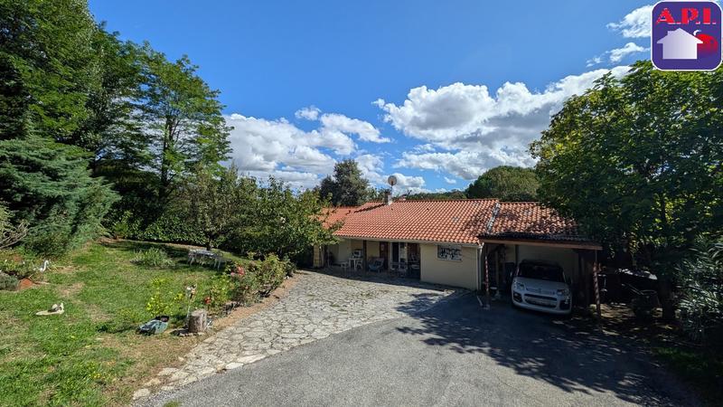 Maison - 163 m² - 6 pièces