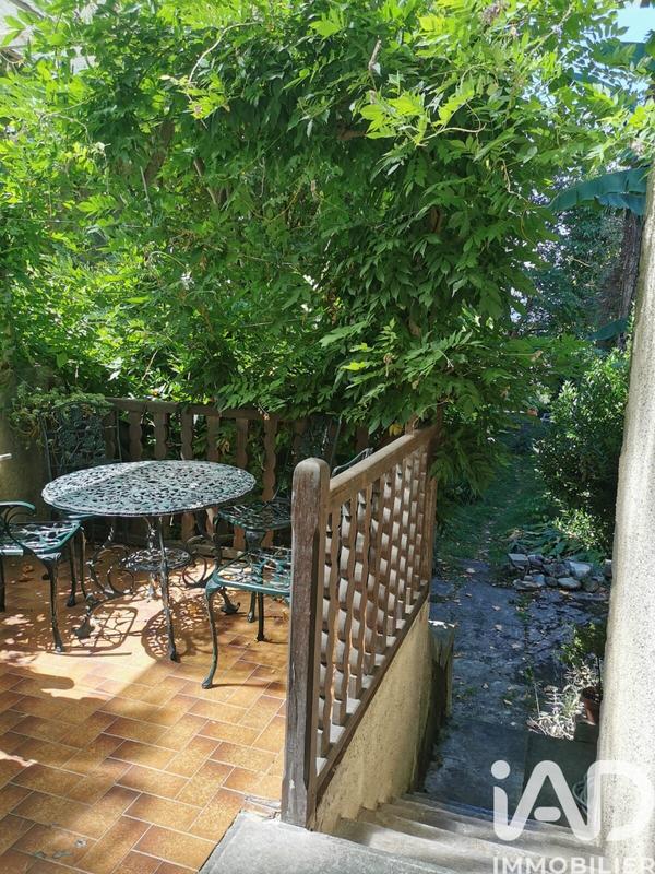 Maison de ville - 240 m² - 8 pièces