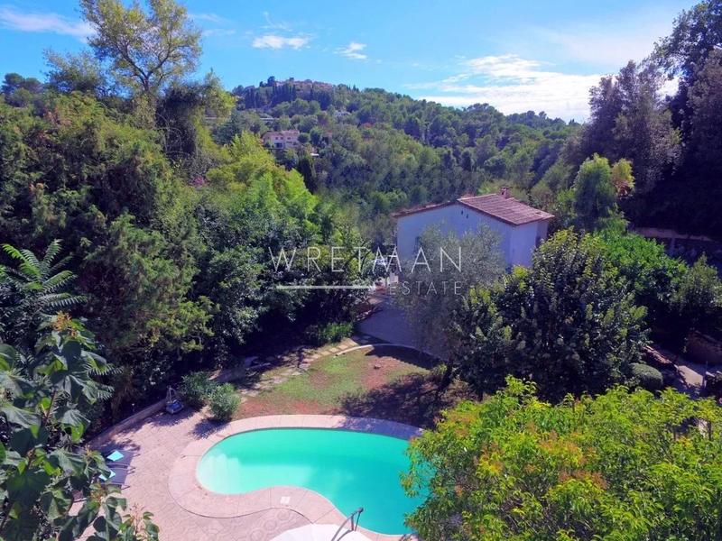 Maison - 121 m² - 5 pièces