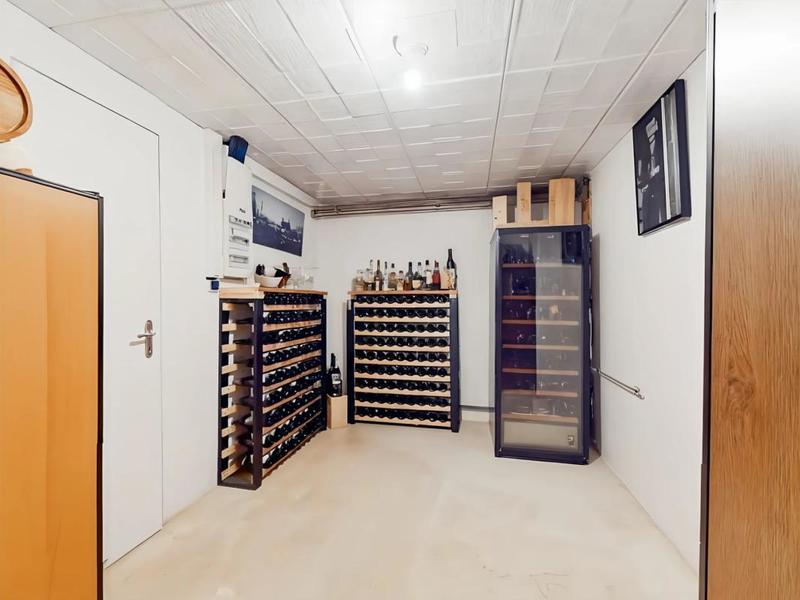 Maison - 180 m² - 7 pièces