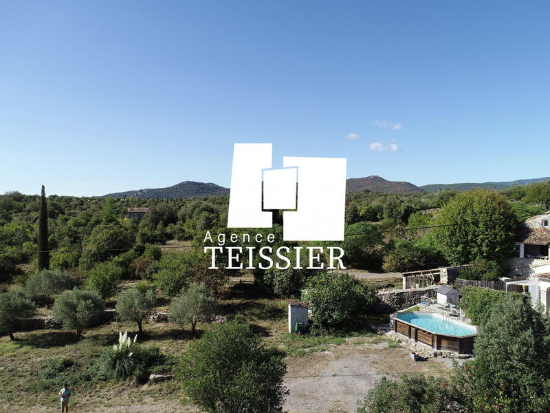 Maison - 146 m² - 7 pièces