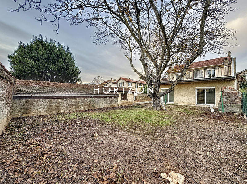 Maison - 147 m² - 6 pièces