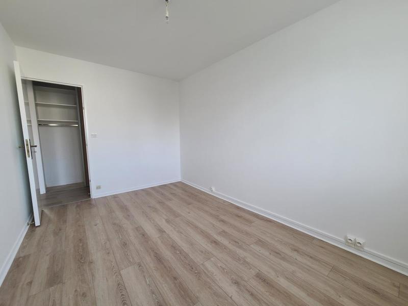 Appartement - 95 m² - 4 pièces