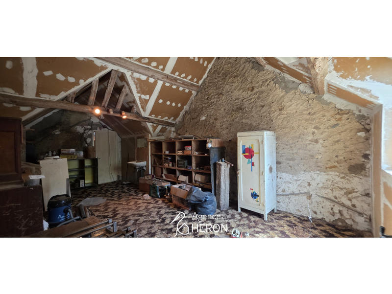 Maison - 201 m² - 7 pièces