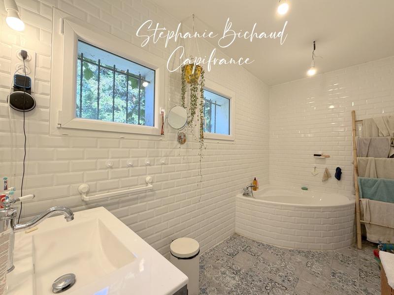 Maison - 159 m² - 7 pièces