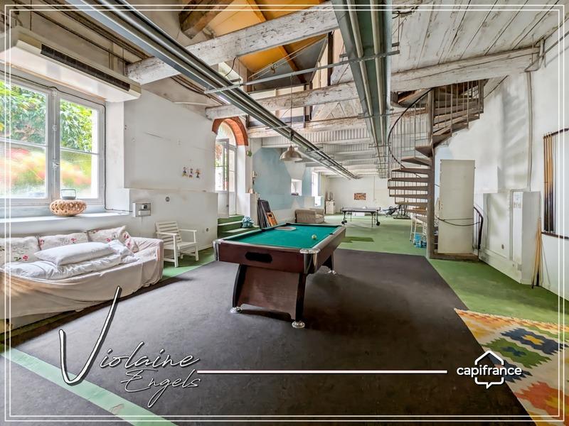 Maison de maîtres - 408 m² - 8 pièces